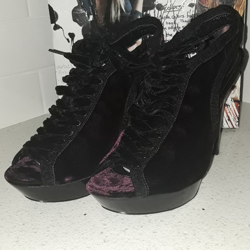 Cole Haan velvet heels